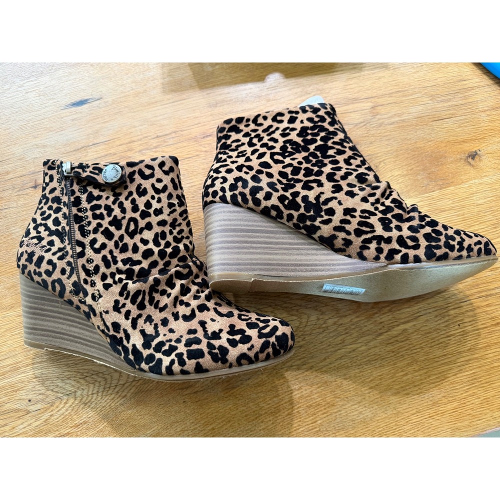 Blowfish Malibu Berkeley Leopard Wedge Ankle Booties Caramel Brown 8.5